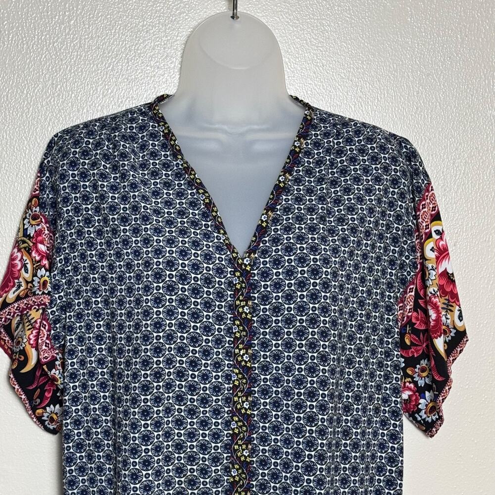 Suzanne Betro Boho Blouse V Neck Kimono Sleeve Mixed Print Resort Top - Picture 4 of 8